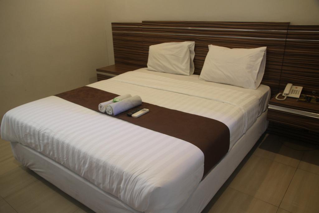 Palapa Hotel Mataram Extérieur photo