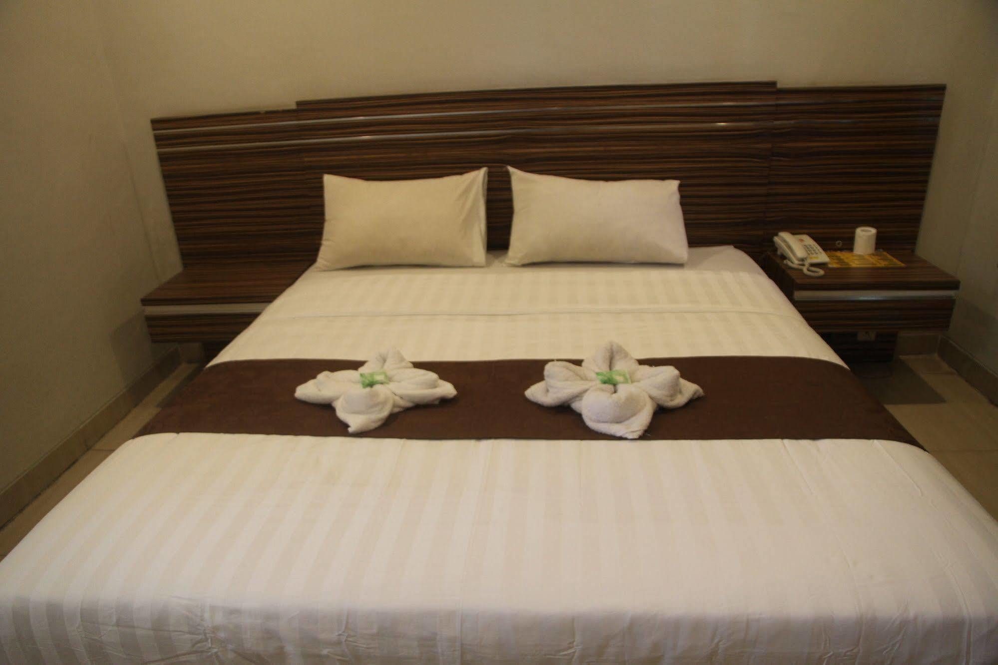 Palapa Hotel Mataram Extérieur photo