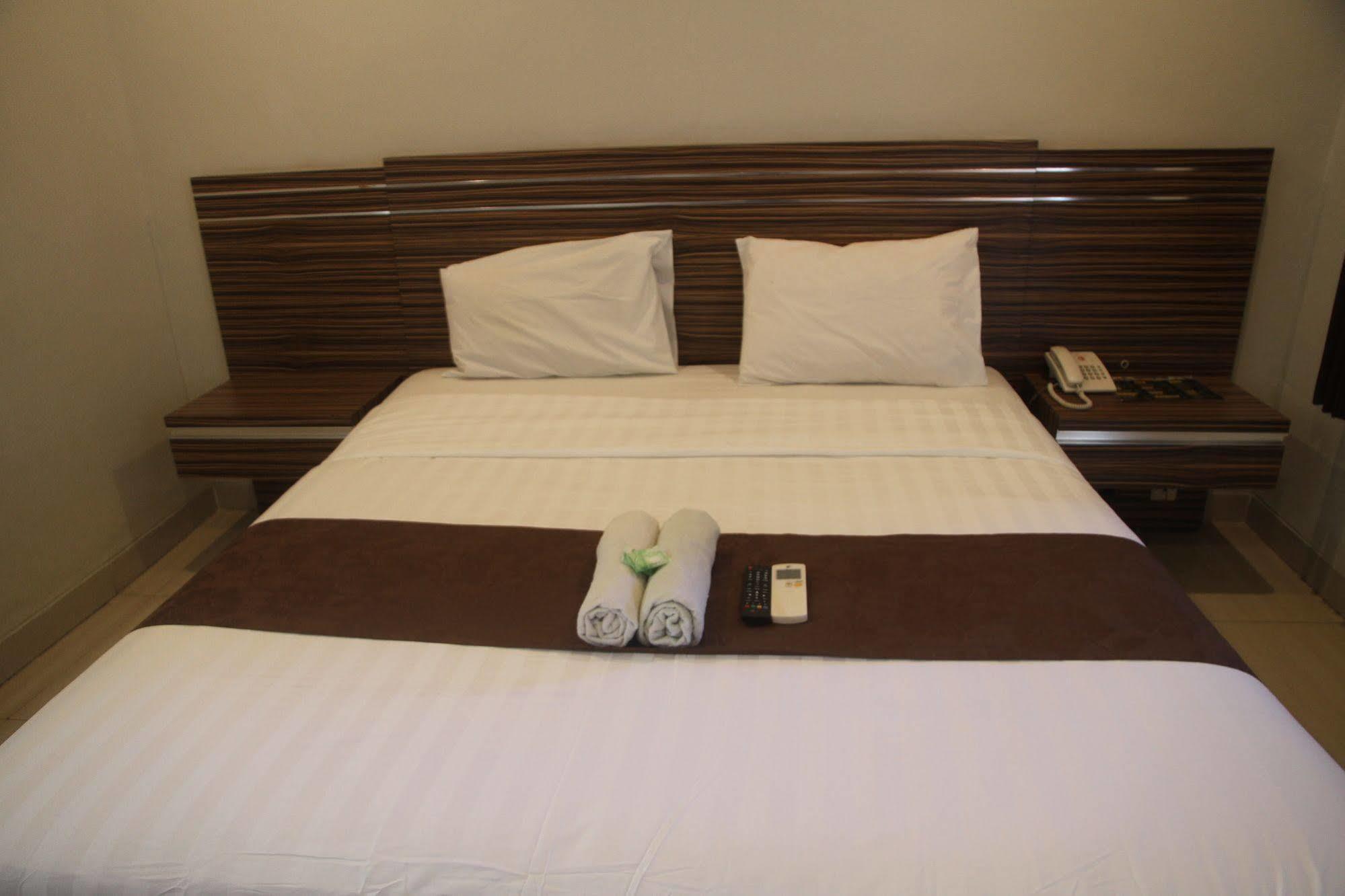 Palapa Hotel Mataram Extérieur photo